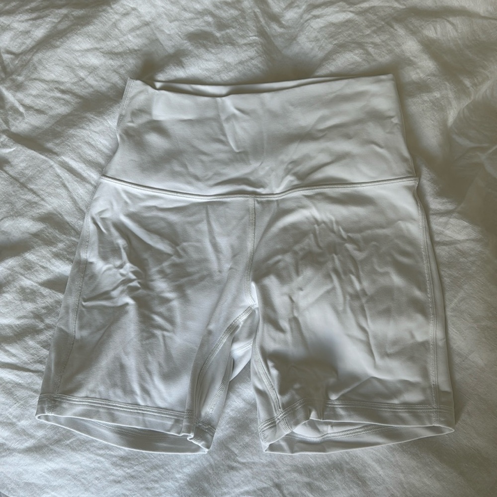 Lululemon White Align shorts